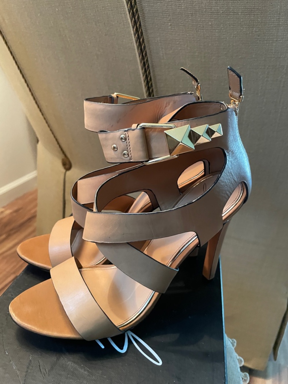 Badgley Mischka Women's Nude Strappy High Heel Sandals